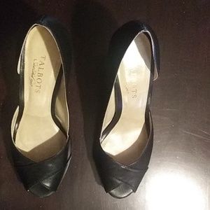 Womens shoes/heels